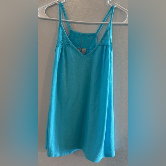 Old Navy Turquoise Lace Detail Top Woman’s Size M - Picture 1 of 5
